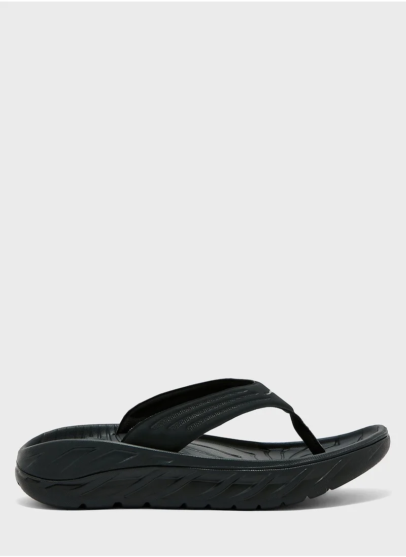 Hoka Ora Recovery Flip