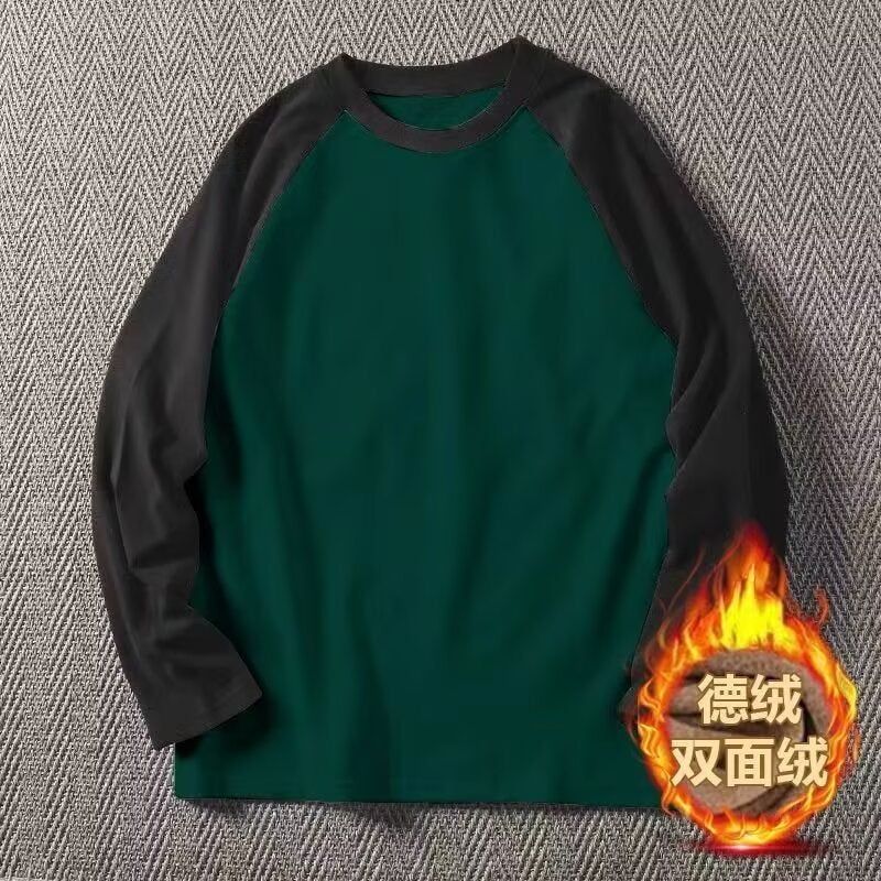 تي شيرت رجالي مزدوج الجوانب من المخمل بتصميم حراري للشباب بأكمام راجلان طويلة دافئة لخريف وشتاء  ، قمة مطابقة الألوان باللون الأبيض النقي. - Image 2