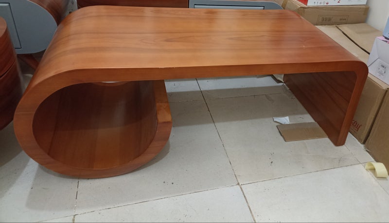 Chairo Modern Coffee Table with Unique Styling  .90 cm length, 55 cm width, and 45 cm height . - Image 2