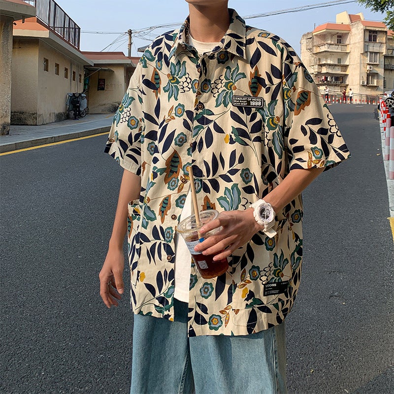Retro full print short sleeved shirt male summer Japanese hip hop loose casual Hawaiian five sleeve shirt cardigan Red  - Image 2