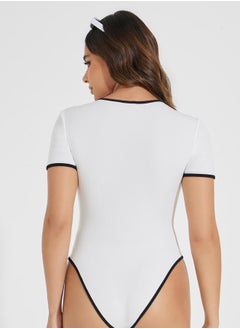 Styli Contrast Piping Round Neck Printed Bodysuit  - Image 5