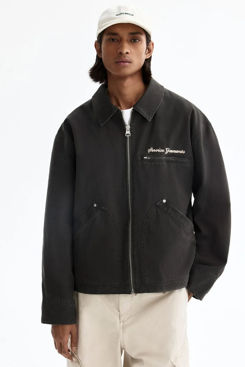 اتش اند ام جاكيت مستوحى من ملابس العمل