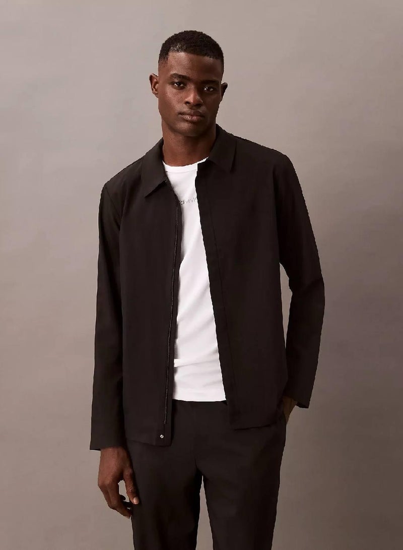 كالفن كلاين سترة واقية من الرياح مناسبة للسفر - Image 1