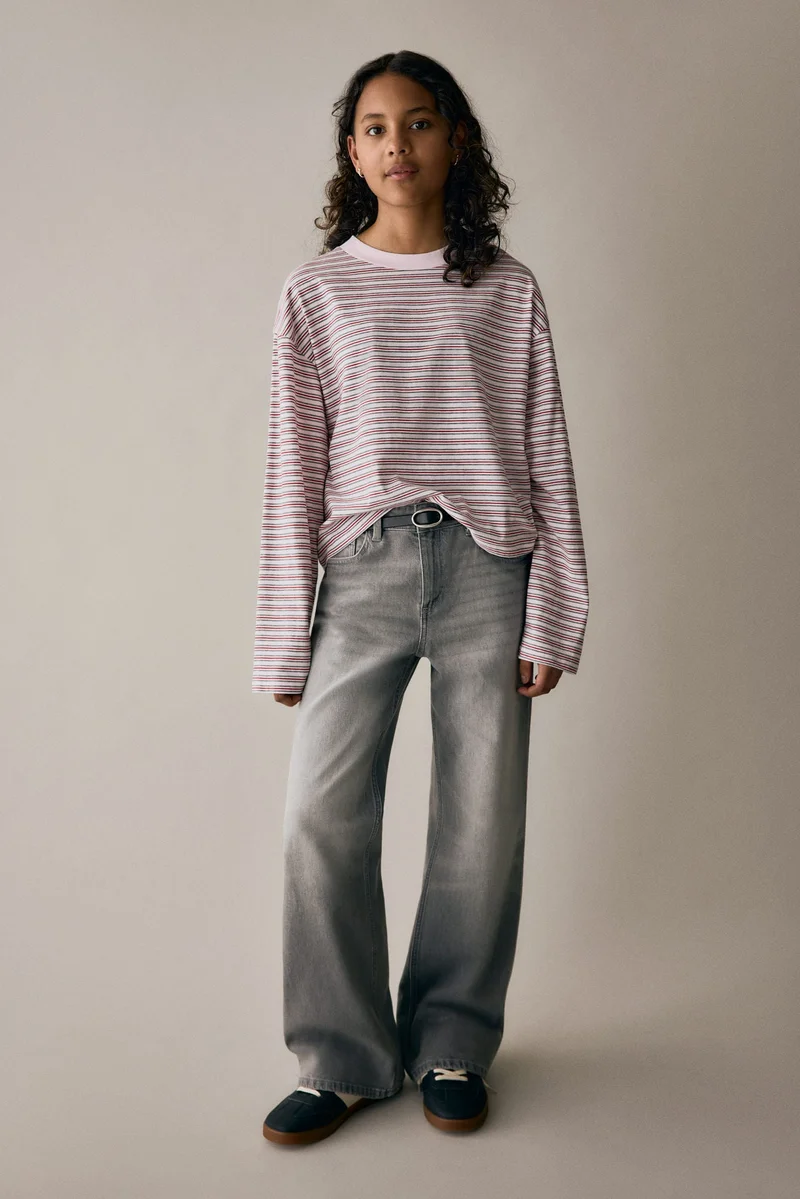 H&M Baggy Fit Bootcut Leg Jeans