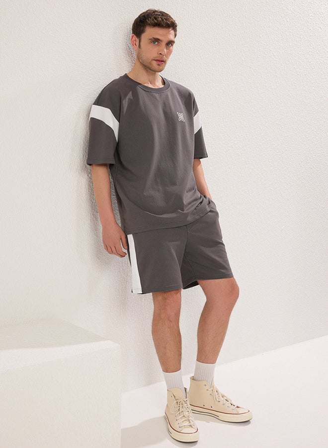 trendyol Anthracite Oversize Tracksuit Set - Regular Panel Detail - Image 2