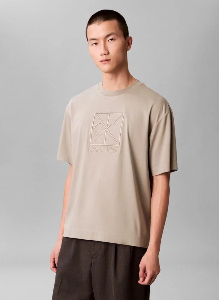 Relaxed Embroidered Logo T-shirt