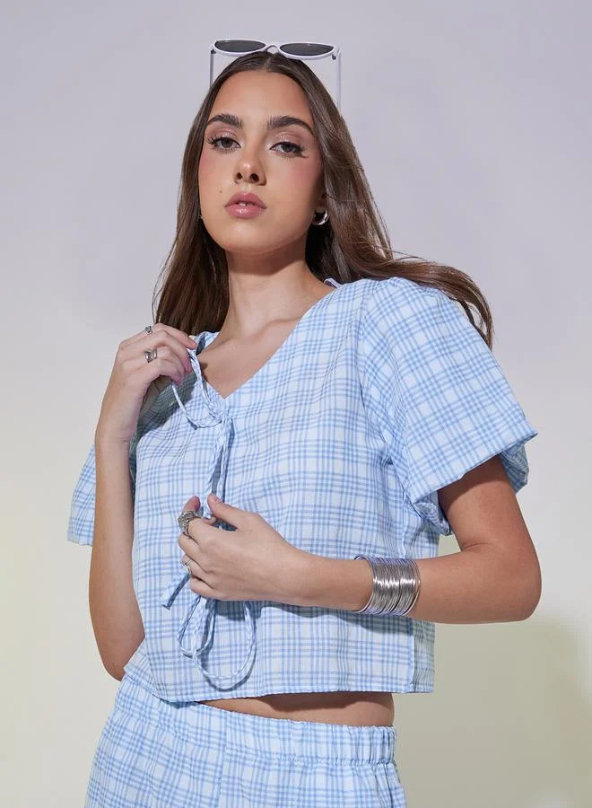 تايك تو Checked Tie-Up Detail Crop Top and Pants Co-Ords