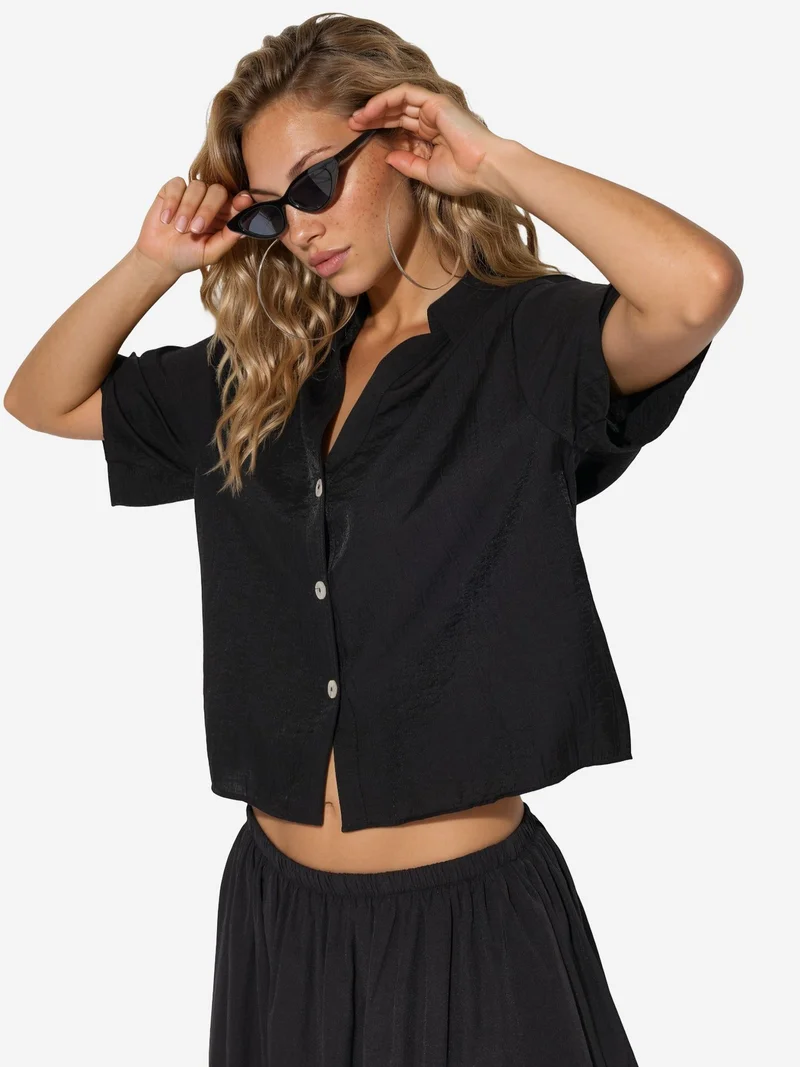 Busem BUSEM Women’s Cropped Relaxed Shirt