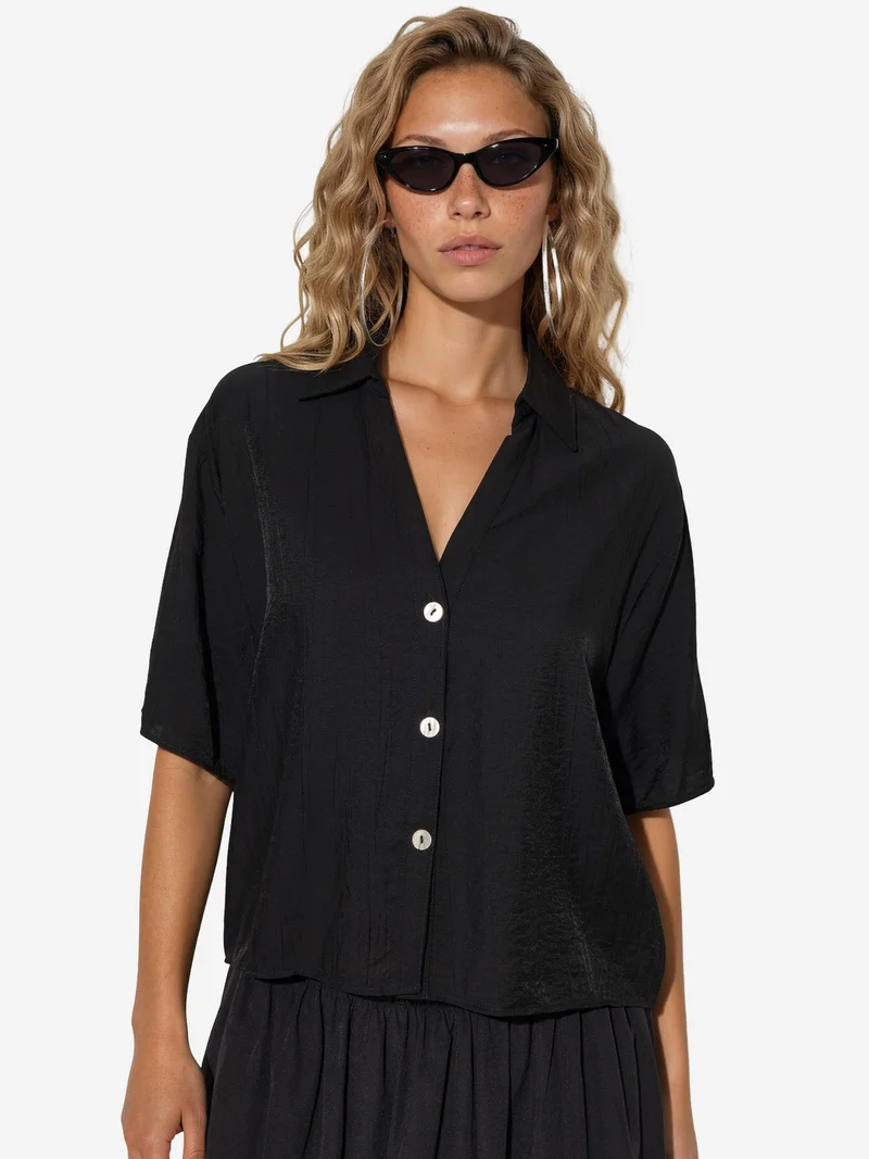 Busem BUSEM Women’s Cropped Relaxed Shirt