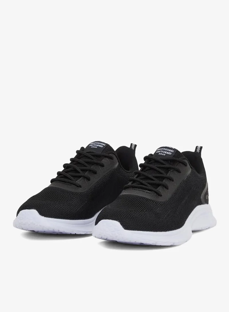 ستايلي اكتيف ستيلي سنيكرز برباط بلون سادة