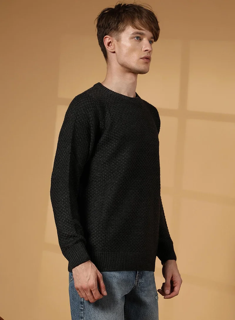 كامبوس سوترا Men's Onyx Black Solid Knitted Pullover Sweater