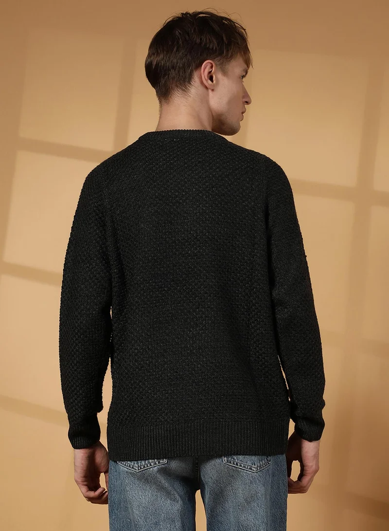 كامبوس سوترا Men's Onyx Black Solid Knitted Pullover Sweater