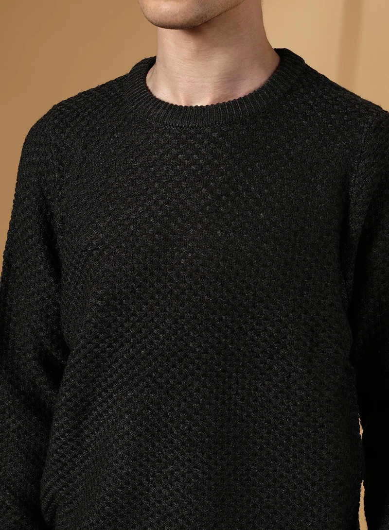 كامبوس سوترا Men's Onyx Black Solid Knitted Pullover Sweater
