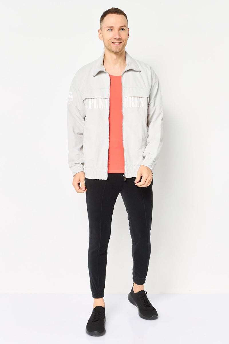 PUMA جاكيت رياضي طويل الأكمام للرجال من بلاجر x بوما، رمادي فاتح - Image 2