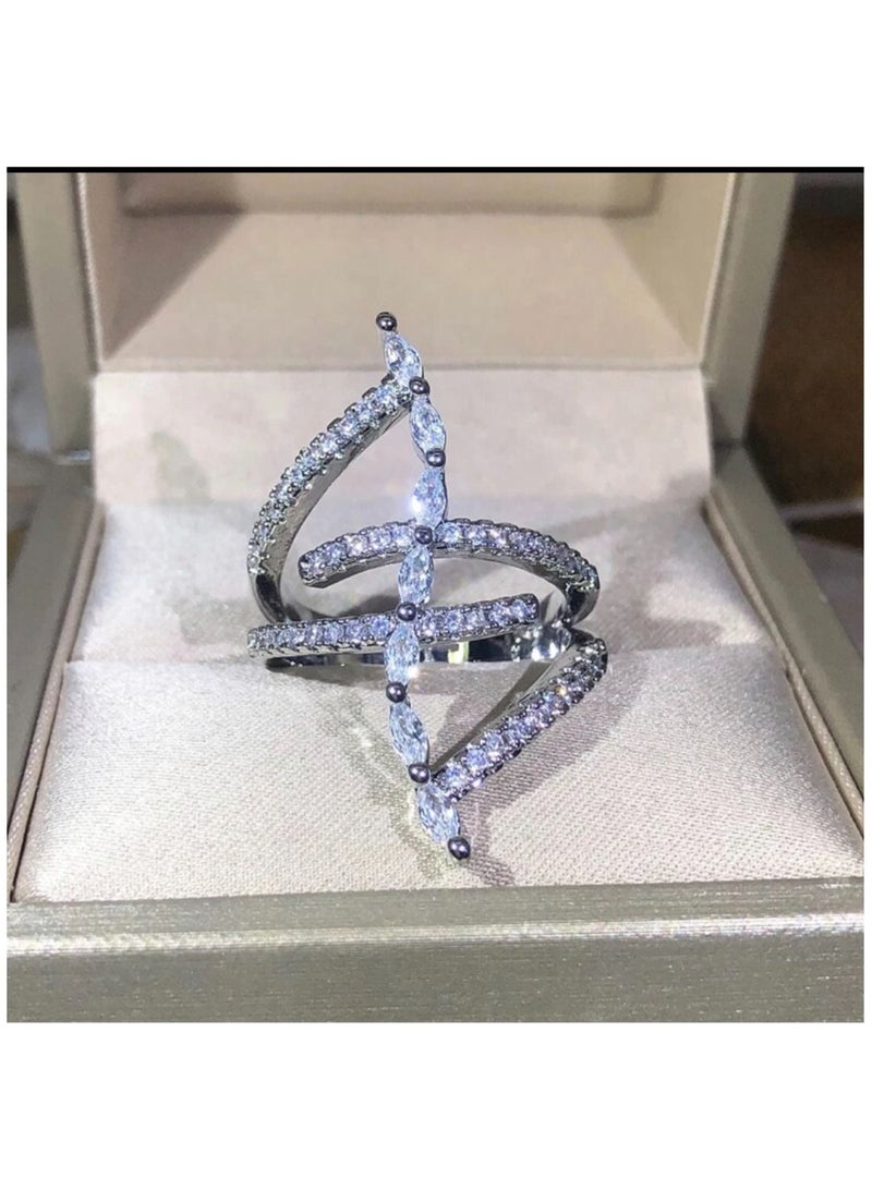 استراتيجية خاتم مصنوع من الفضة الإسترليني عيار 925 ومرصع بالزكرونيا المكعبة - Image 2