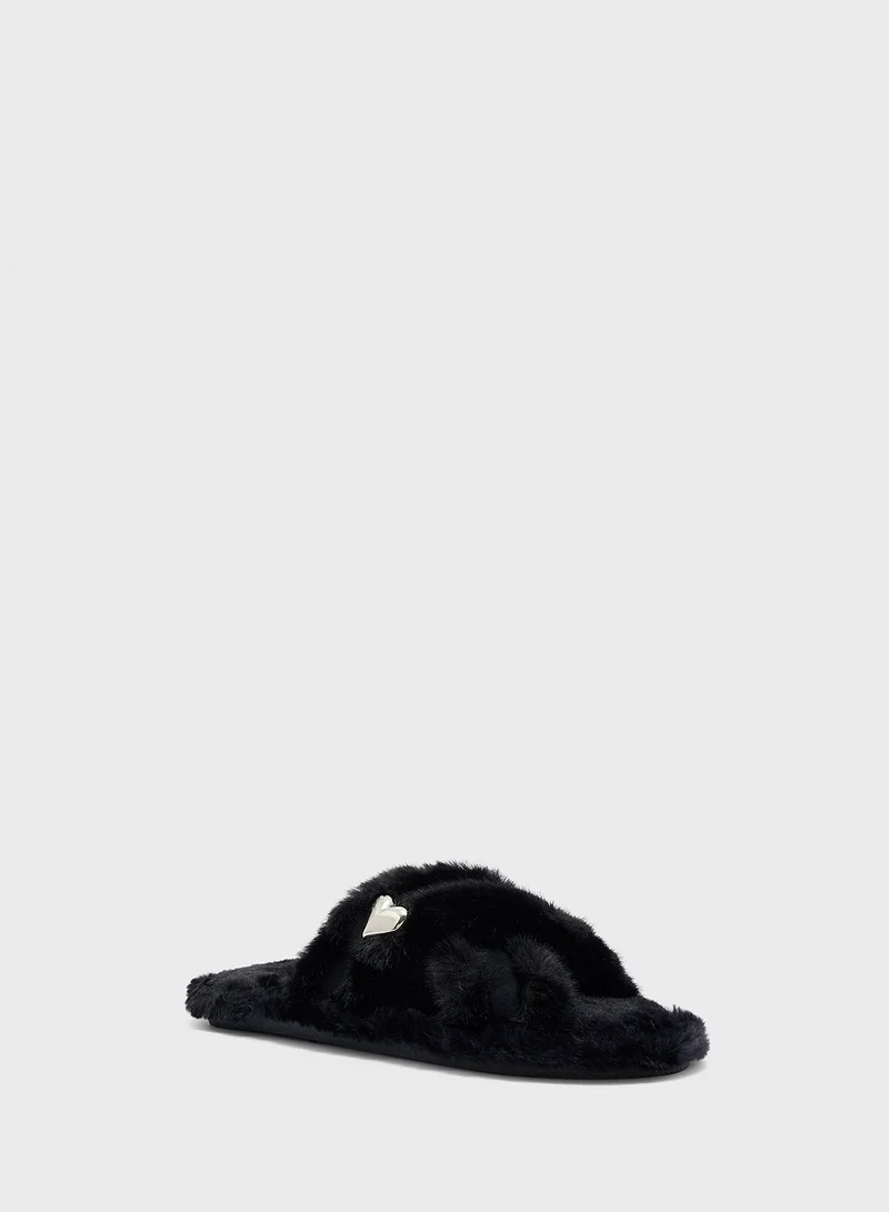 جينجر Heart Trim Crossover Fluffy Bedroom Slipper