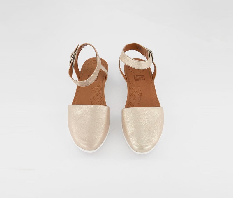 FitFlop Women Cova Leather Closed Toe Flats, Metallic Silver  - Image 4