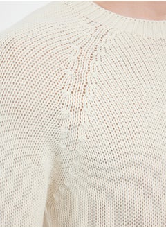 trendyol Ecru Slim Fit Crew Neck Raglan Sleeve Basic Knitwear Sweater  - Image 4