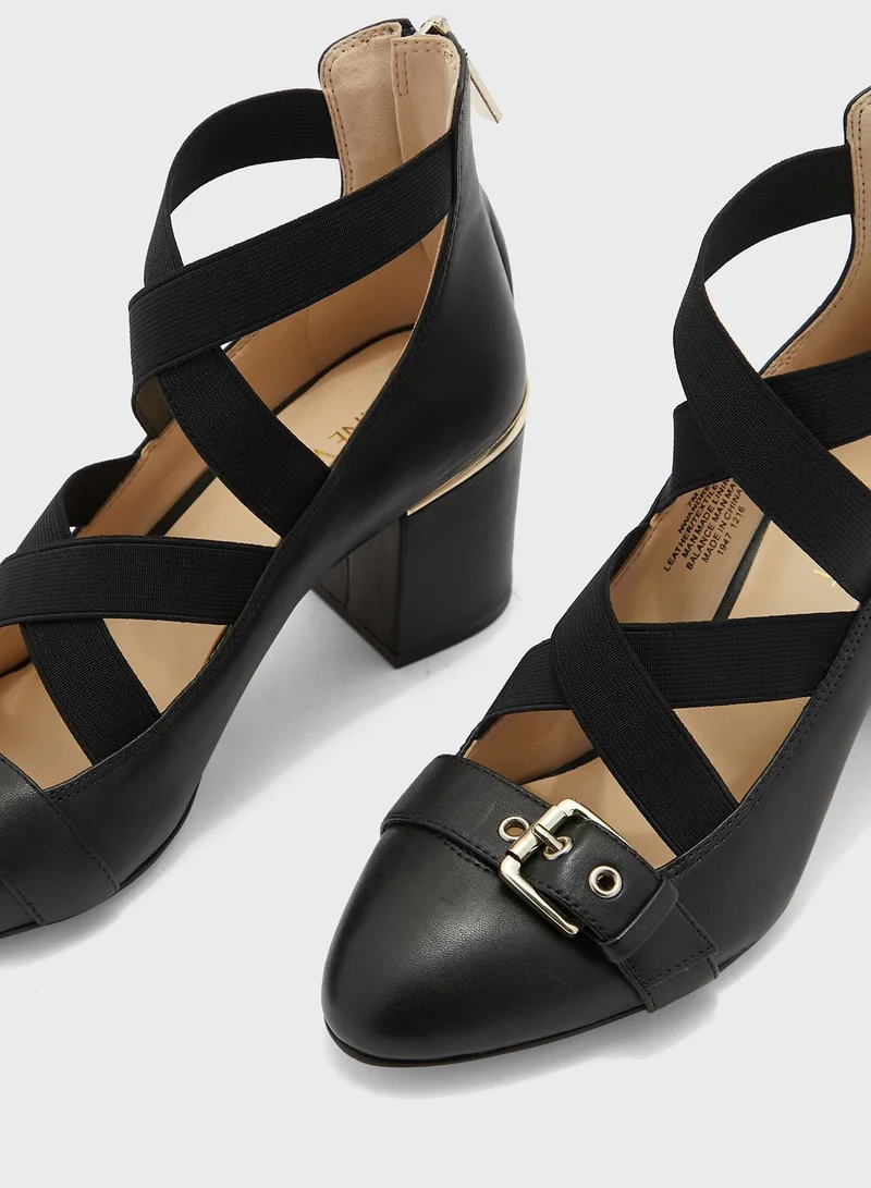 NINE WEST Andrew Sandals