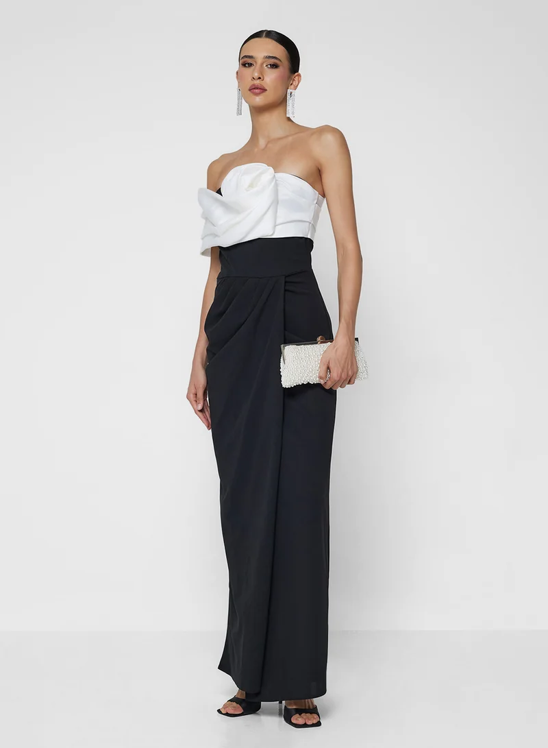 Namshi x One Shoulder Dress With Floral Detail