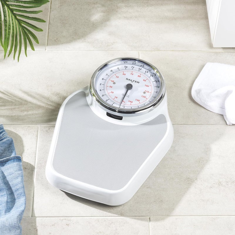 Salter Traditional Mechanical Bathroom Scale Doctors Style Bodyweight Scale Easy Read Dial Weigh Up to 150kg 23 st 7 lb Instant Readings NonSlip Extra Large Platform No Batteries Needed - Image 5