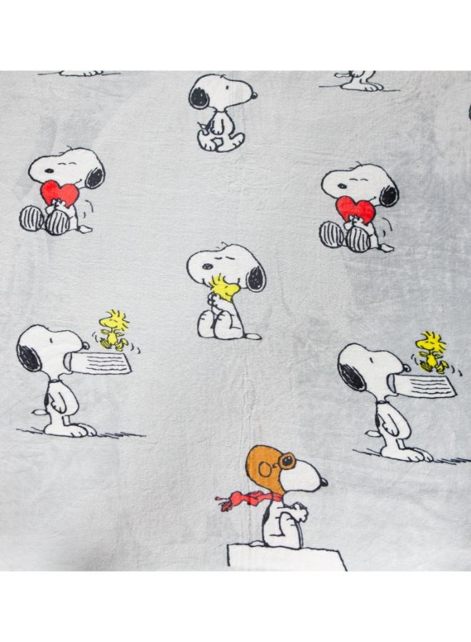 Kanguru Polyester Blanket With Sleeves and a Pocket - Deluxe Snoopy Print 140x180 cm  - Image 3