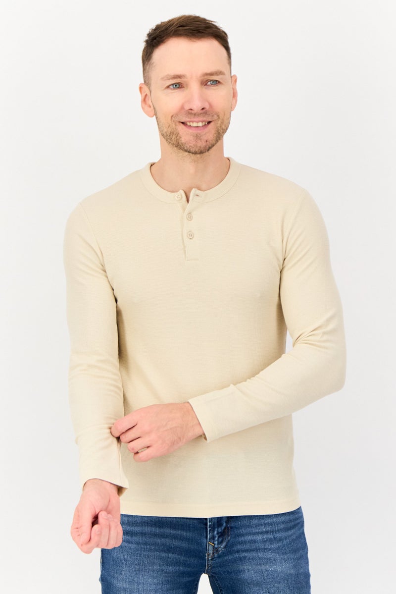 Celio Men Crew Neck Long Sleeve Plain T-Shirt, Beige - Image 1