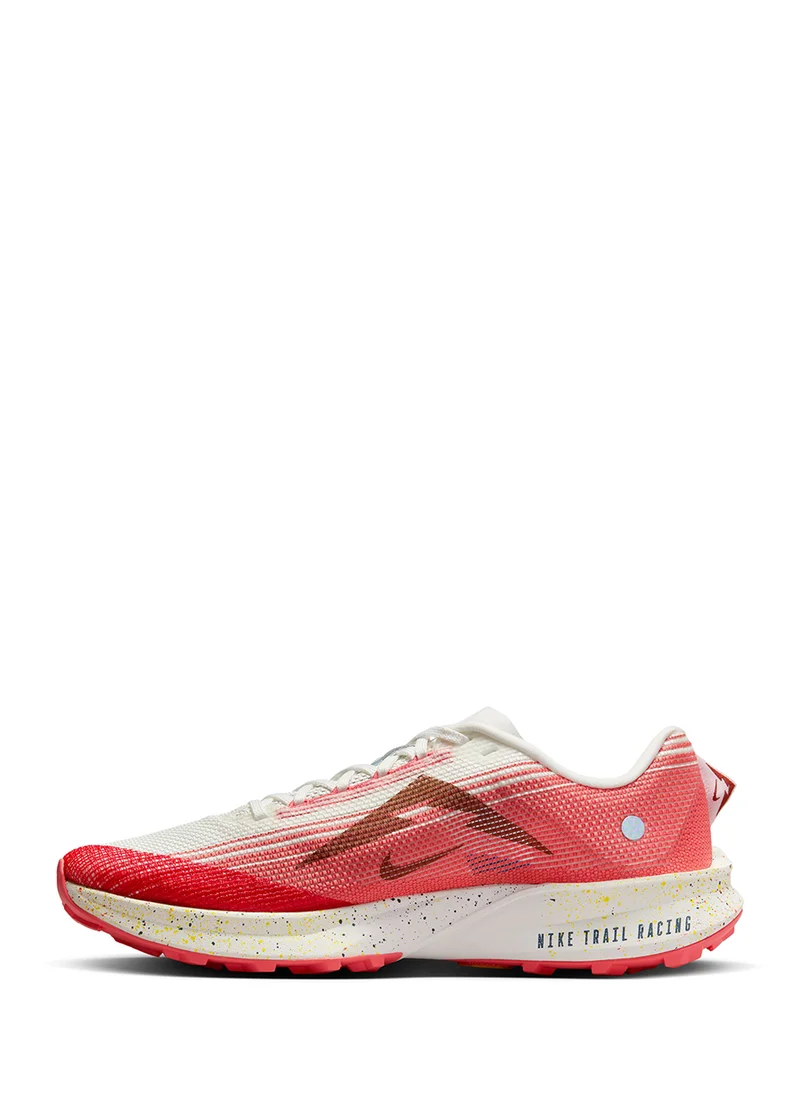 Nike Terra Kiger 10