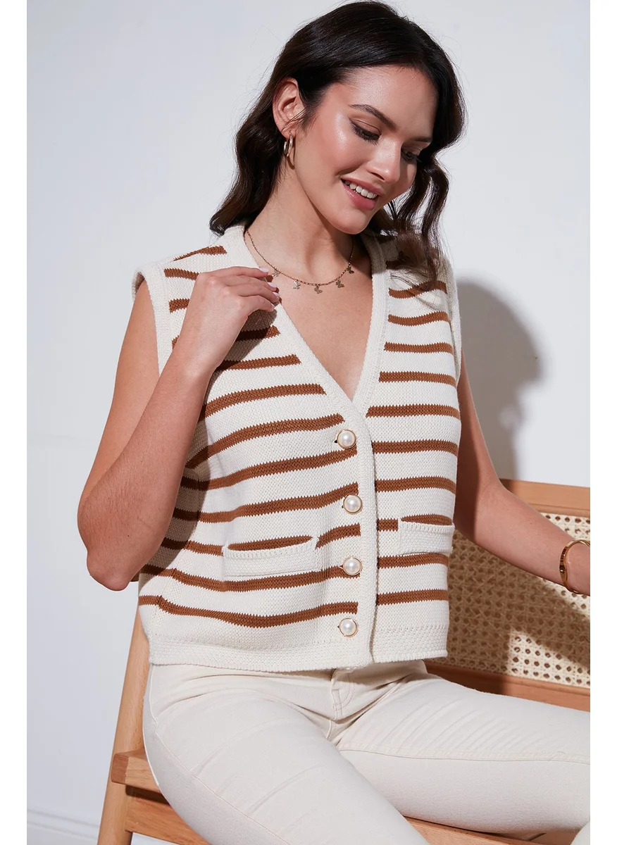 Lela Striped Oversize Fit V Neck Buttoned Vest Women's Vest 4616175