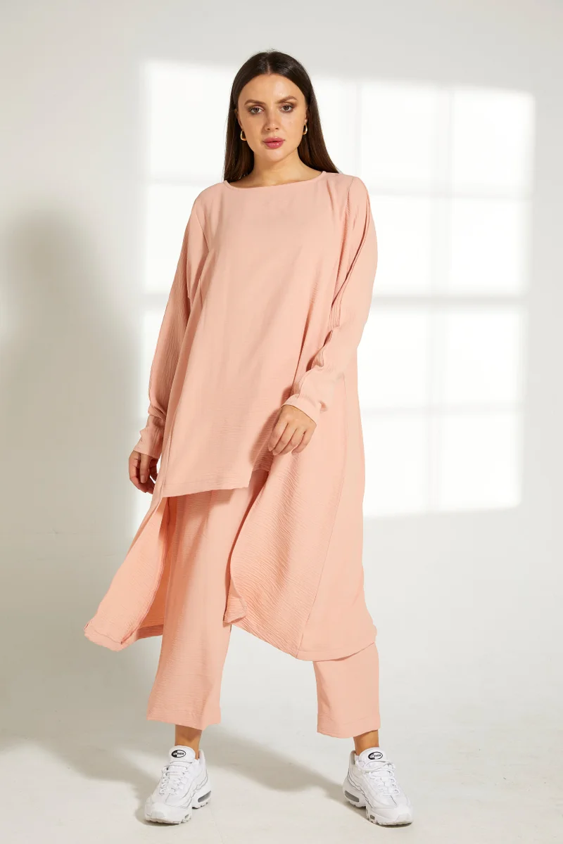 Moistreet Asymmetric Boat Neck Top & Pants Set