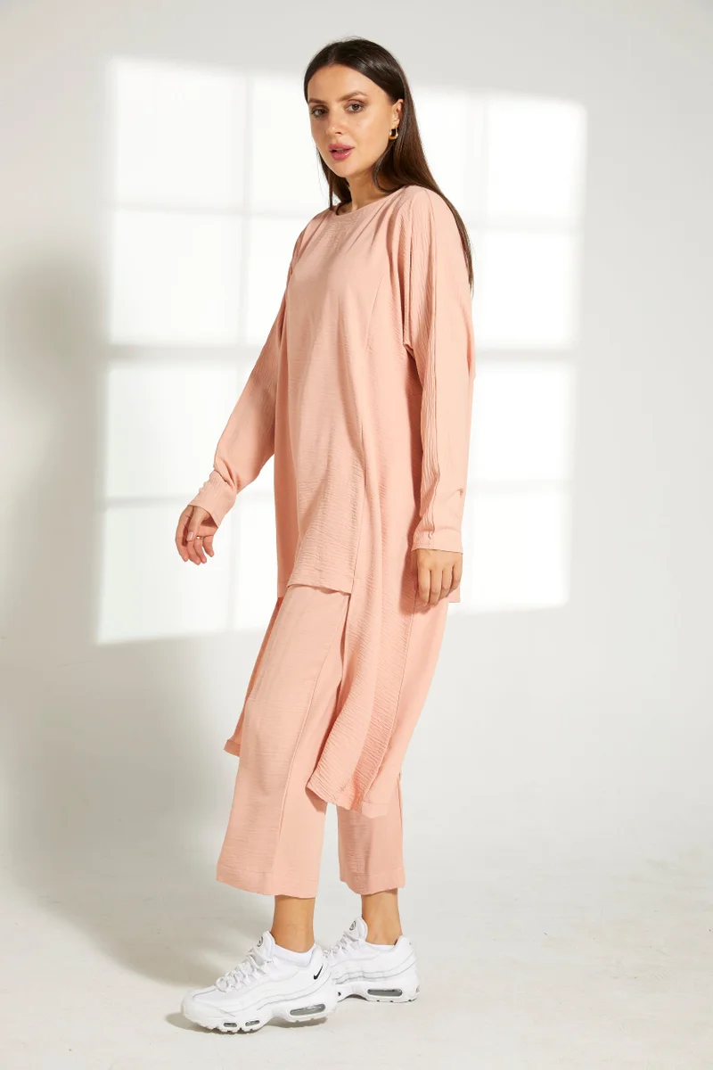 Moistreet Asymmetric Boat Neck Top & Pants Set