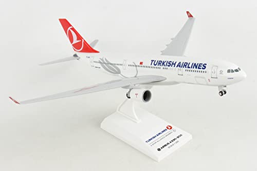 Skymarks Daron Turkish A330-200 with Gear Model Kit (1/200 Scale) - Image 1