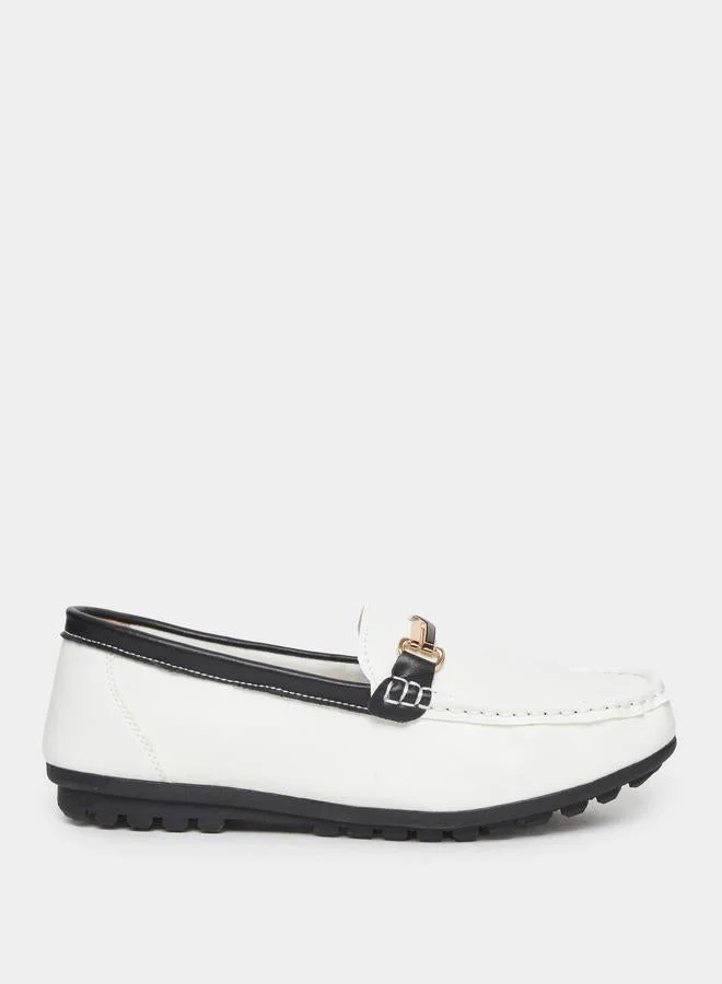 Styli Casual Loafer with Metal Accent