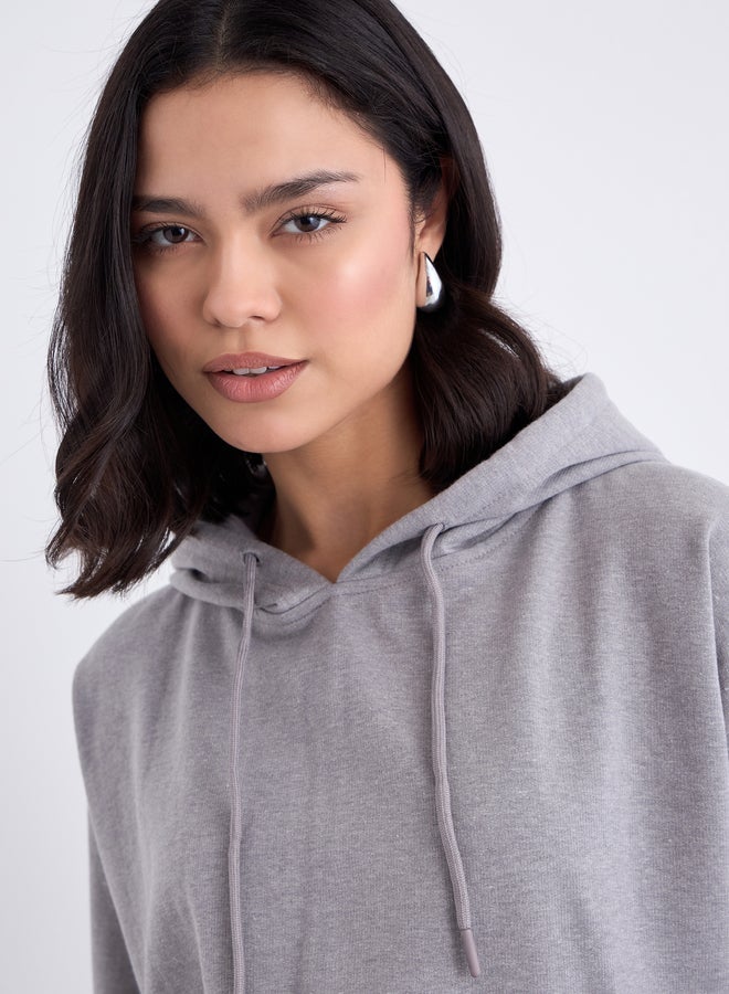 Styli Grey Longline Slogan Print Hoodie - Image 4