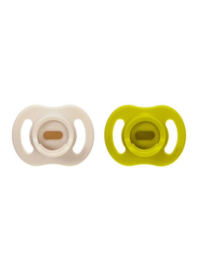 tommee tippee Ultra-light StayPut Dummy, 6-18m, 2 Pack, One-Piece Silicone Design