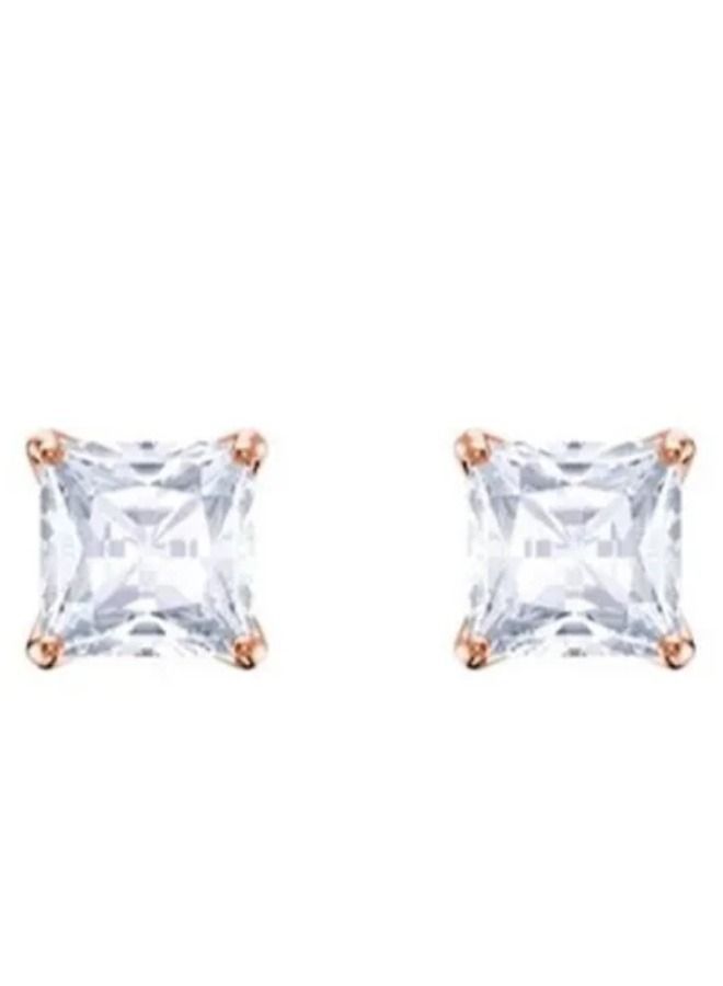 Chomel Attract Refined Versatile Earrings  - Image 1