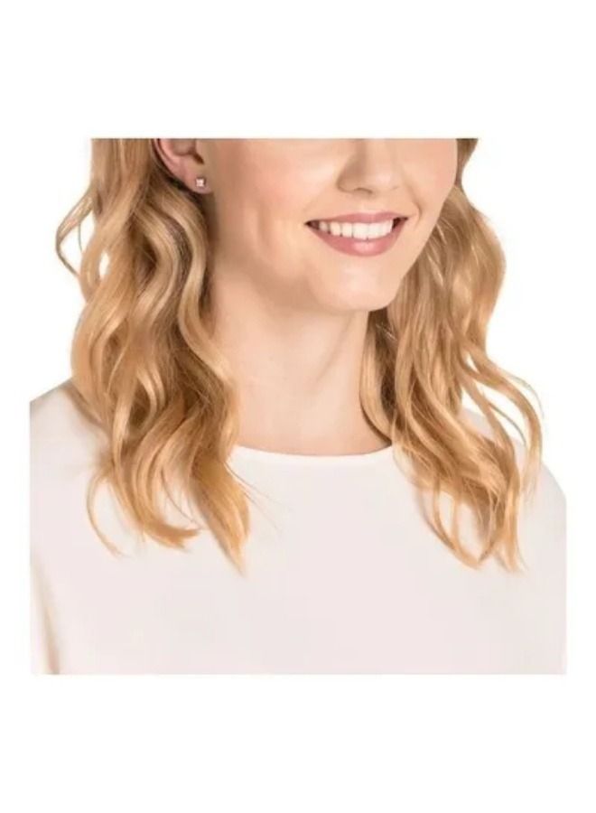 Chomel Attract Refined Versatile Earrings  - Image 2