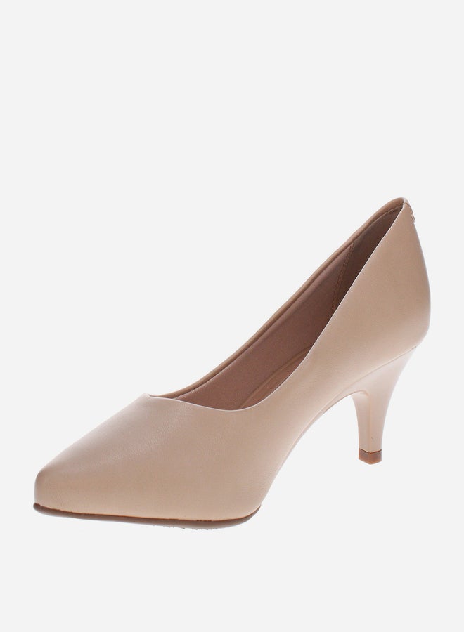 Beira Rio Solid Low Heel Pointed Toe Shoes - Image 2