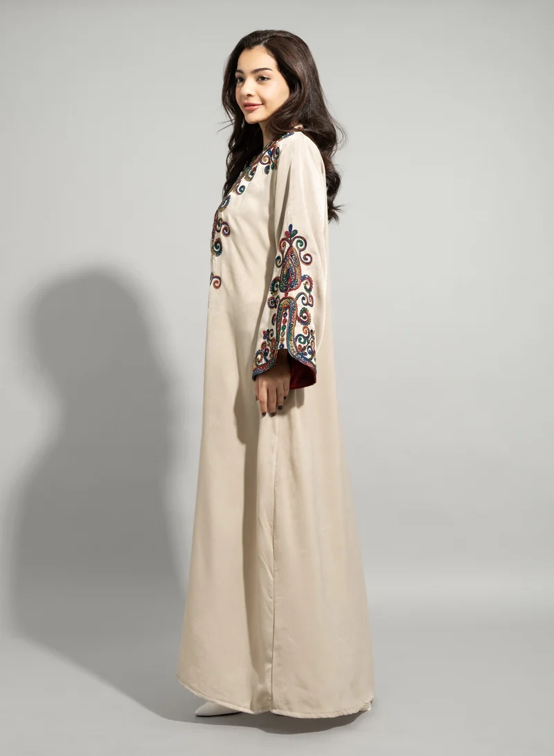 IKKXA Solid Embroidery Elegant Jalabiya IN1637 Beige