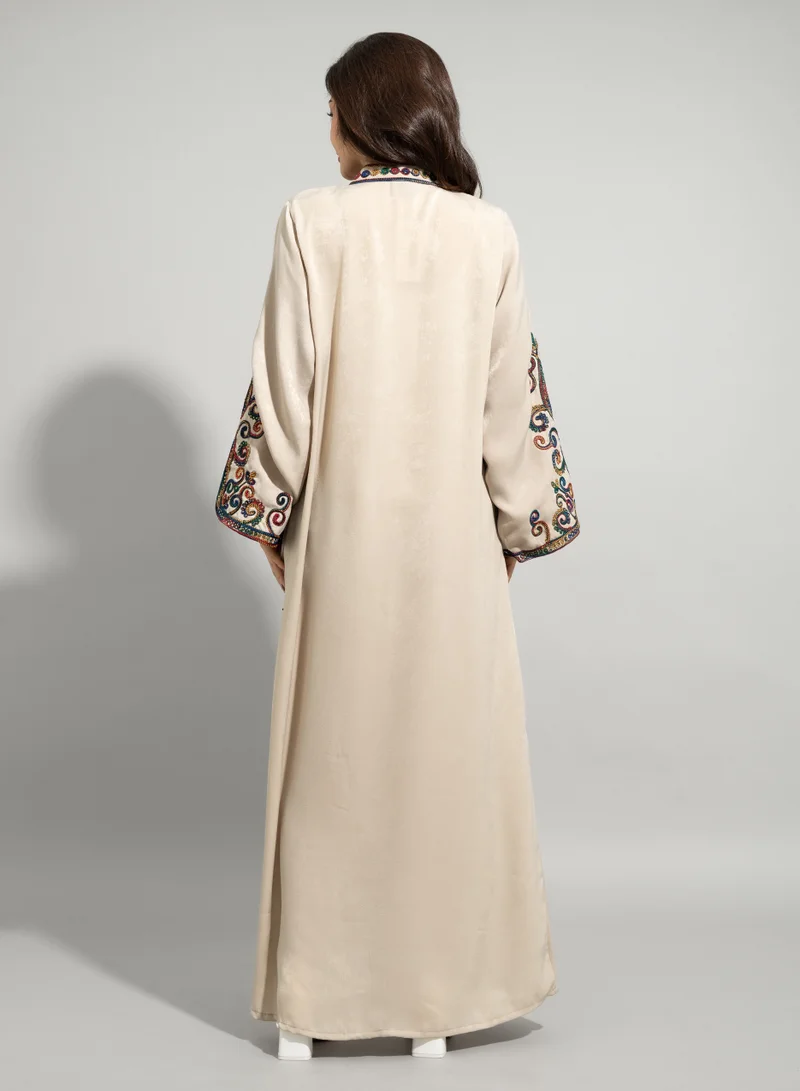 IKKXA Solid Embroidery Elegant Jalabiya IN1637 Beige