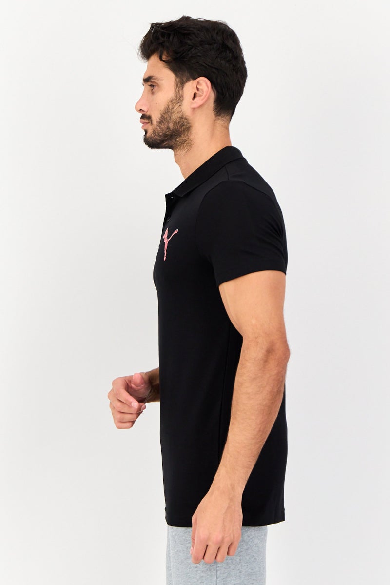 PUMA قميص بولو خارجي للرجال بقصة ضيقة بأكمام قصيرة، أسود - Image 2