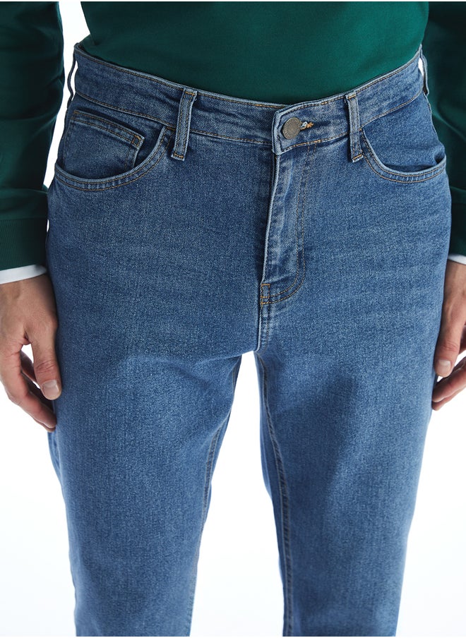 LC WAIKIKI 710 Loose Fit Men's Denim Trousers  - Image 3
