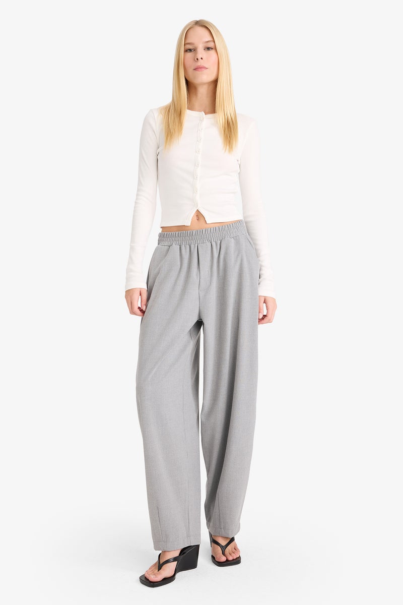 DeFacto White Woman Slim Fit Crew Neck Camisole Cardigan Casual - Image 2