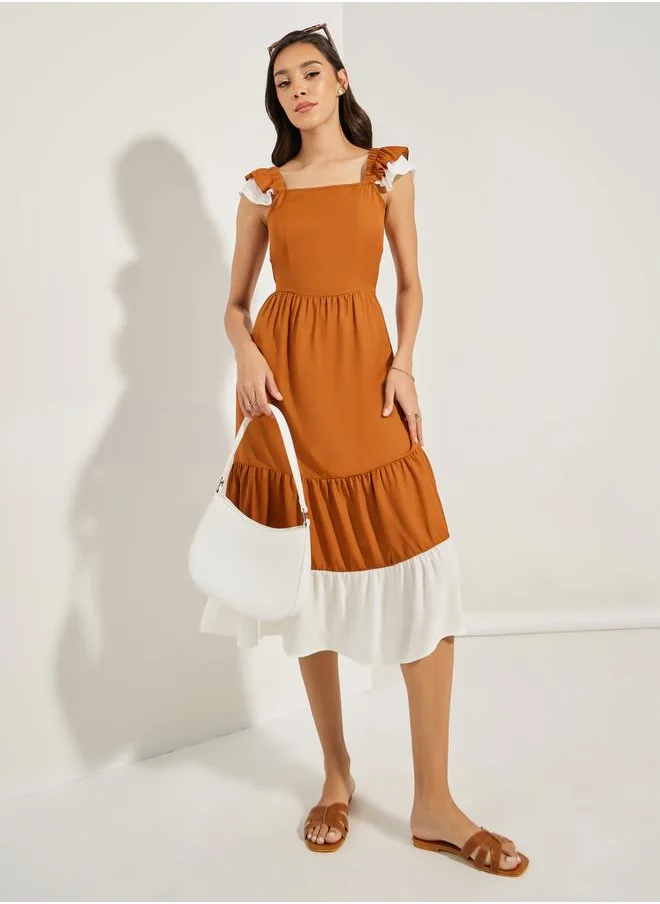 Styli Contrast Hem Ruffled Sleeves Midi Dress