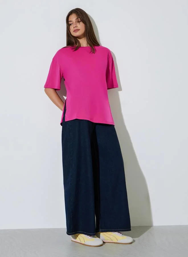 ستايلي Pink Oversized T-Shirt with Side Slit