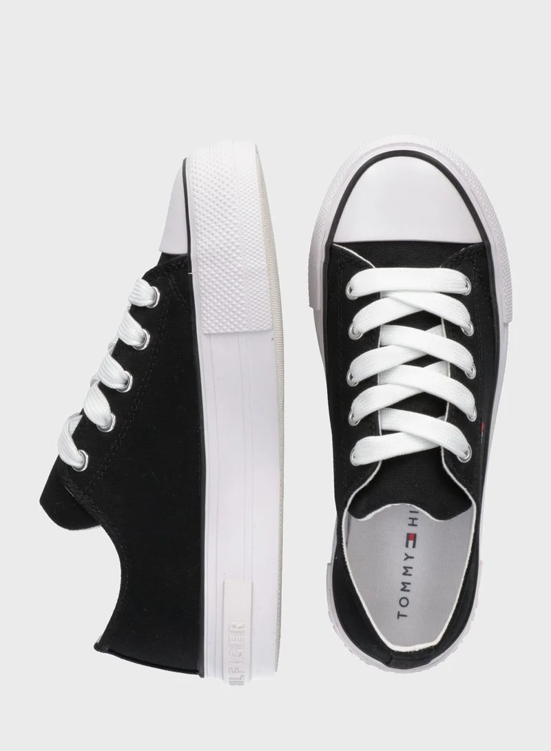 TOMMY HILFIGER Kids Low Top Lace Up Sneakers