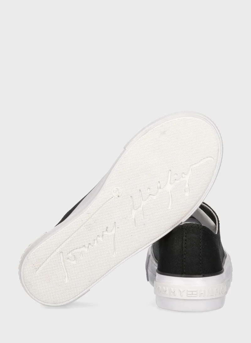 TOMMY HILFIGER Kids Low Top Lace Up Sneakers