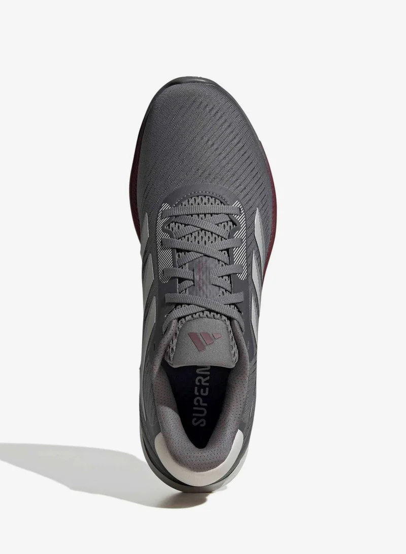 اديداس أحذية سوبرنوفا إيز