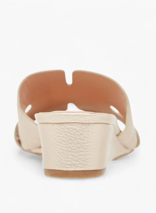 سيليست صنادل نسائية سهلة الارتداء بكعب ويدج وتفاصيل خياطة