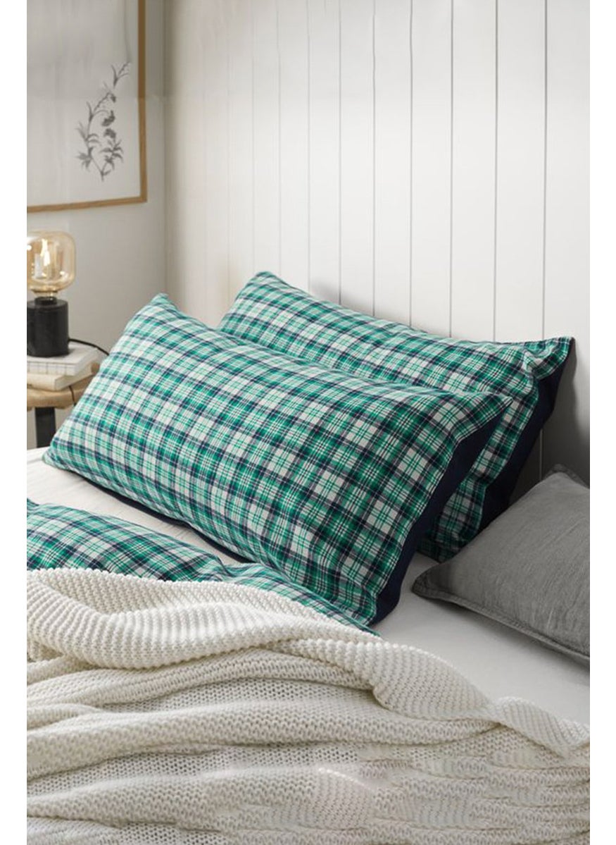 2 Pieces Flannel Pillowcase 80 L x 40 W cm, Green - pzsku/Z5DFAF9DD18AEC7D87F8FZ/45/_/1727792078/3b5dd5e2-2b75-4890-9442-8c3f924152a1